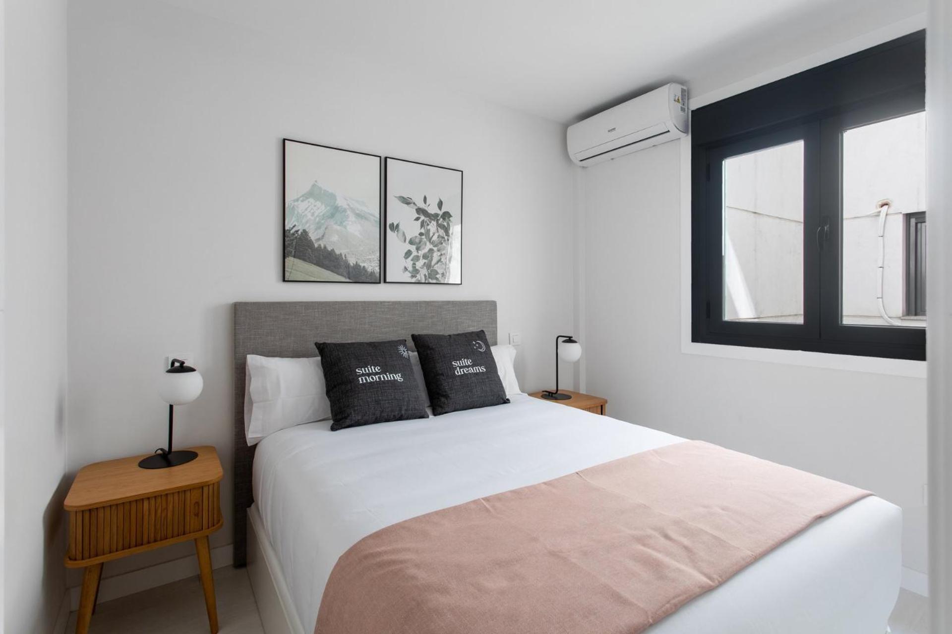 Limehome Madrid Calle De La Paloma Ngoại thất bức ảnh