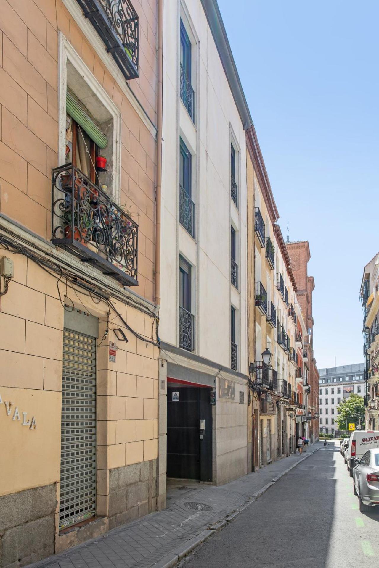 Limehome Madrid Calle De La Paloma Ngoại thất bức ảnh