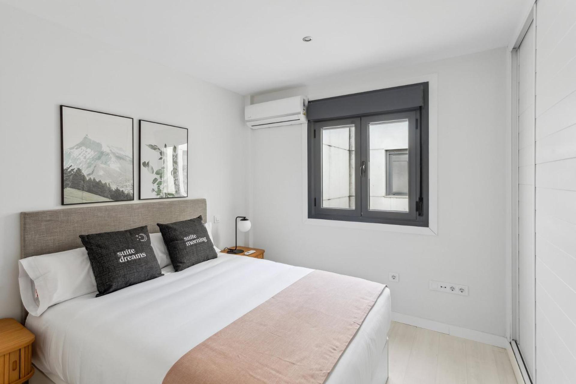 Limehome Madrid Calle De La Paloma Ngoại thất bức ảnh
