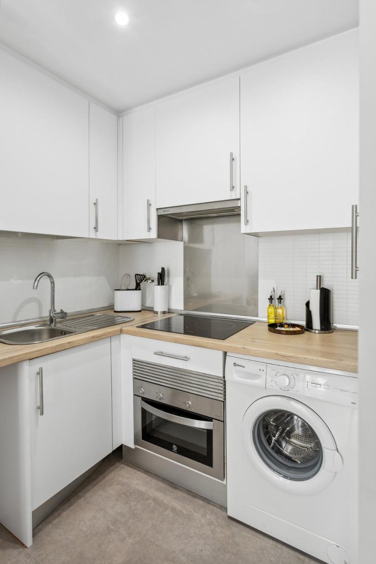 Limehome Madrid Calle De La Paloma Ngoại thất bức ảnh