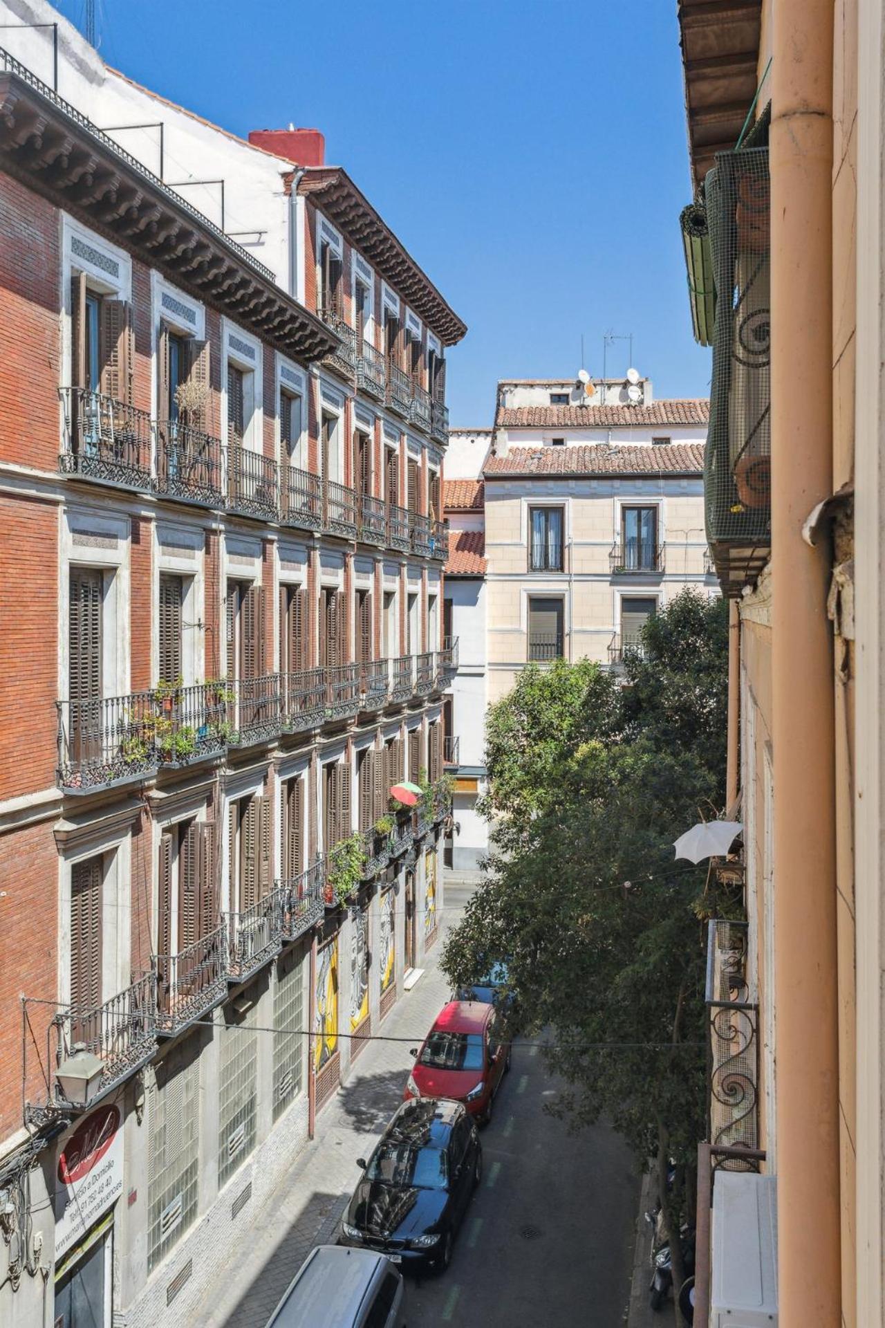 Limehome Madrid Calle De La Paloma Ngoại thất bức ảnh