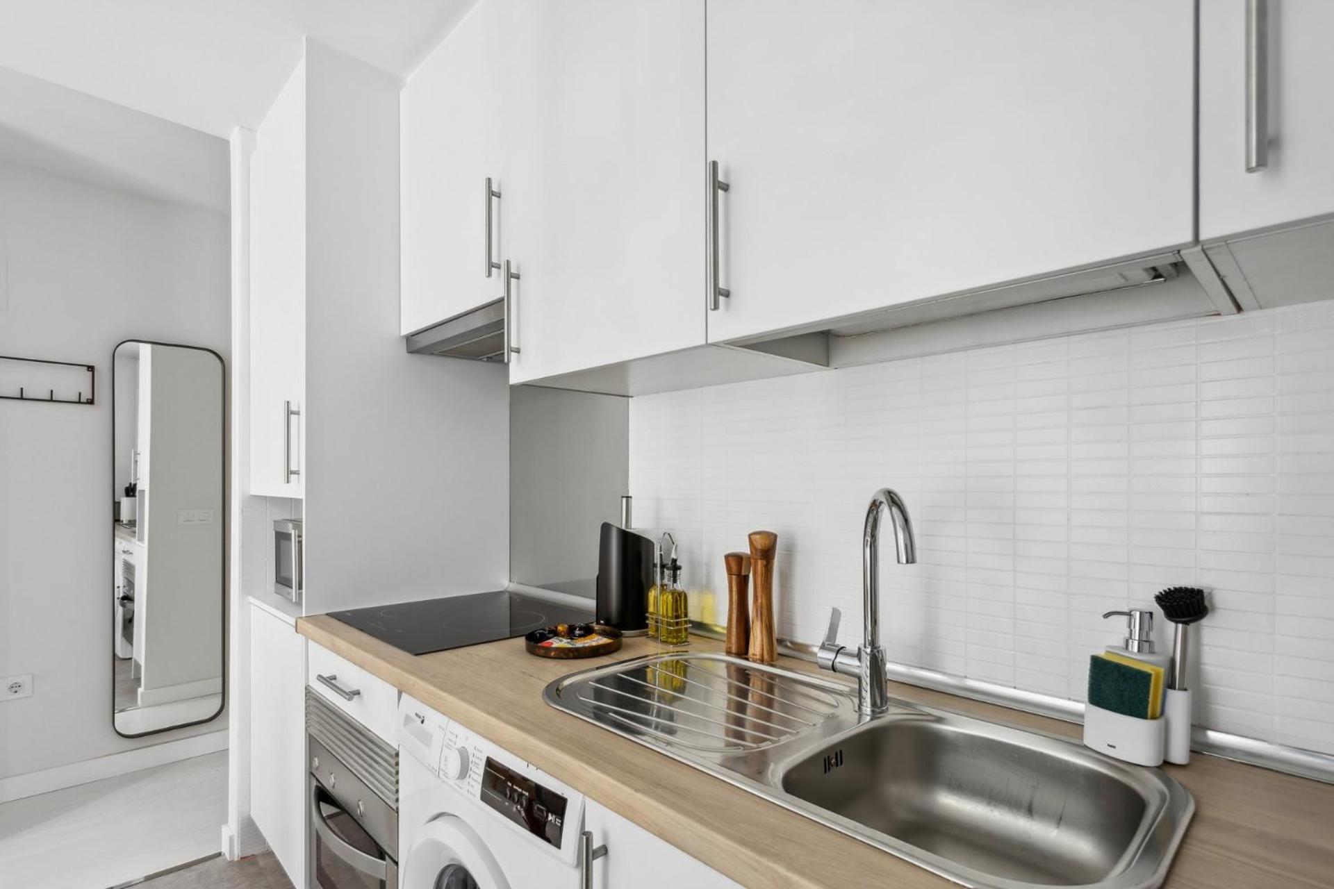 Limehome Madrid Calle De La Paloma Ngoại thất bức ảnh