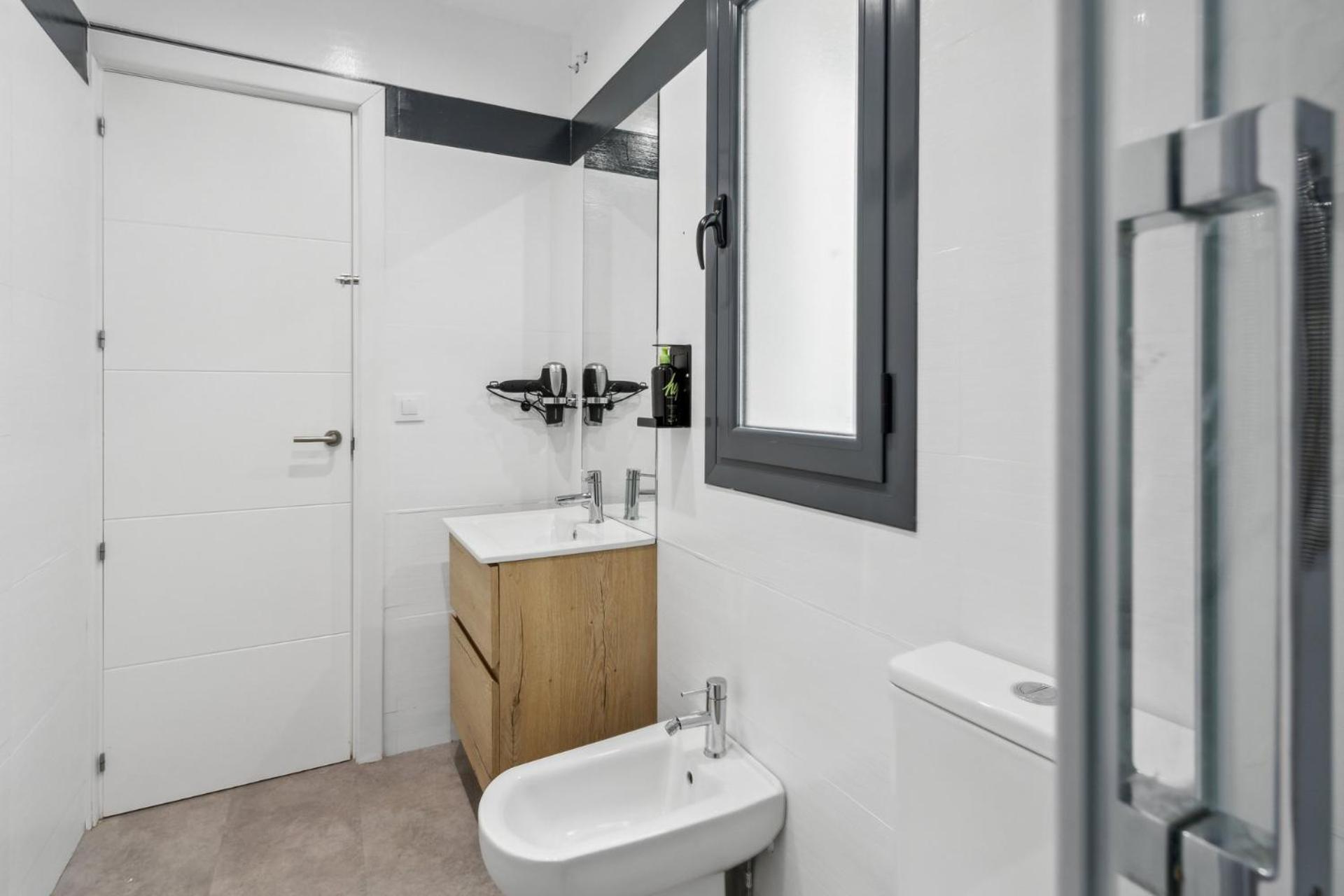 Limehome Madrid Calle De La Paloma Phòng bức ảnh