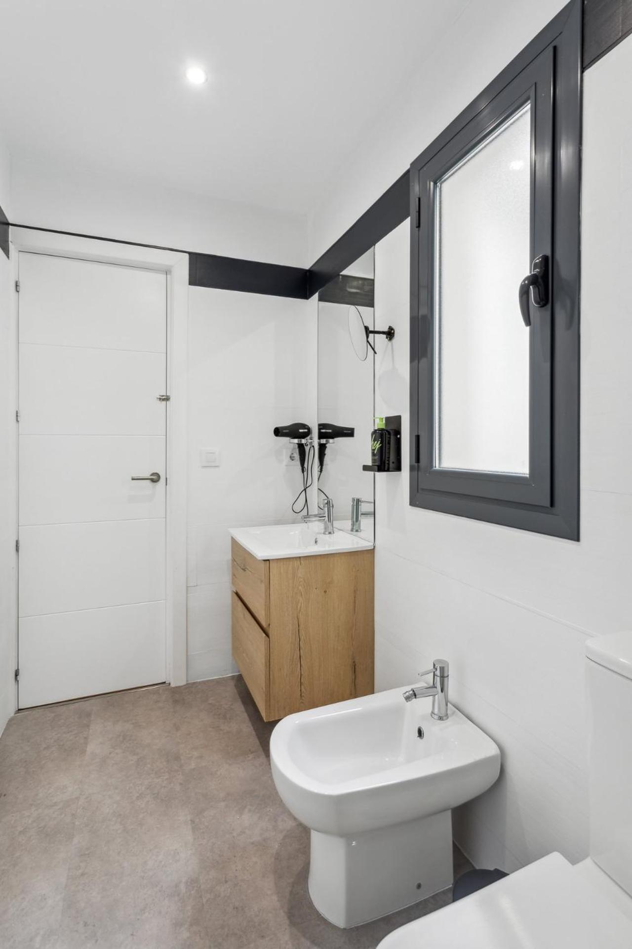 Limehome Madrid Calle De La Paloma Phòng bức ảnh