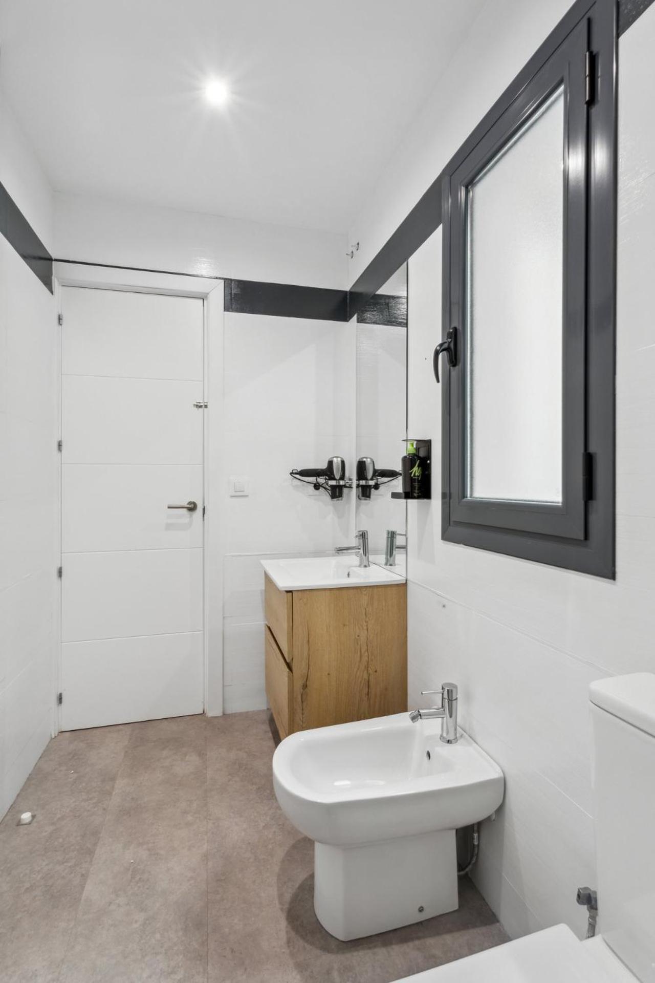 Limehome Madrid Calle De La Paloma Phòng bức ảnh